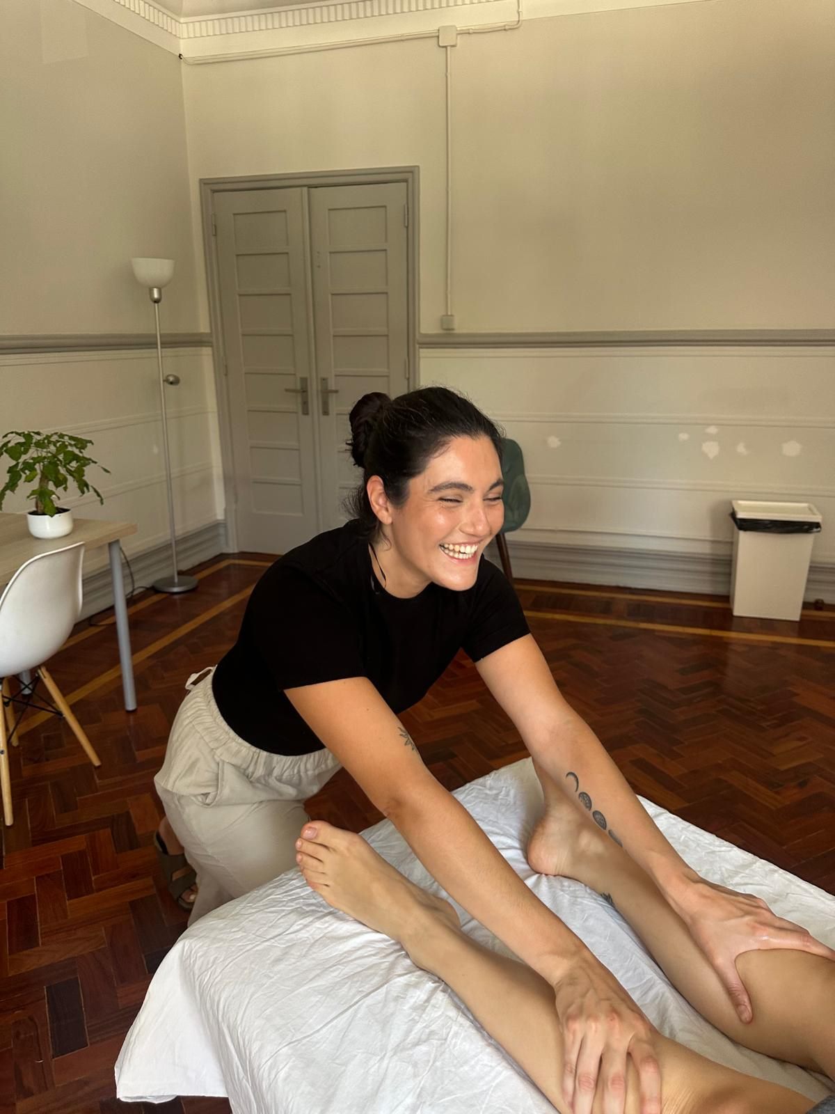 Sessão de massagem no espaço BELE em Lisboa